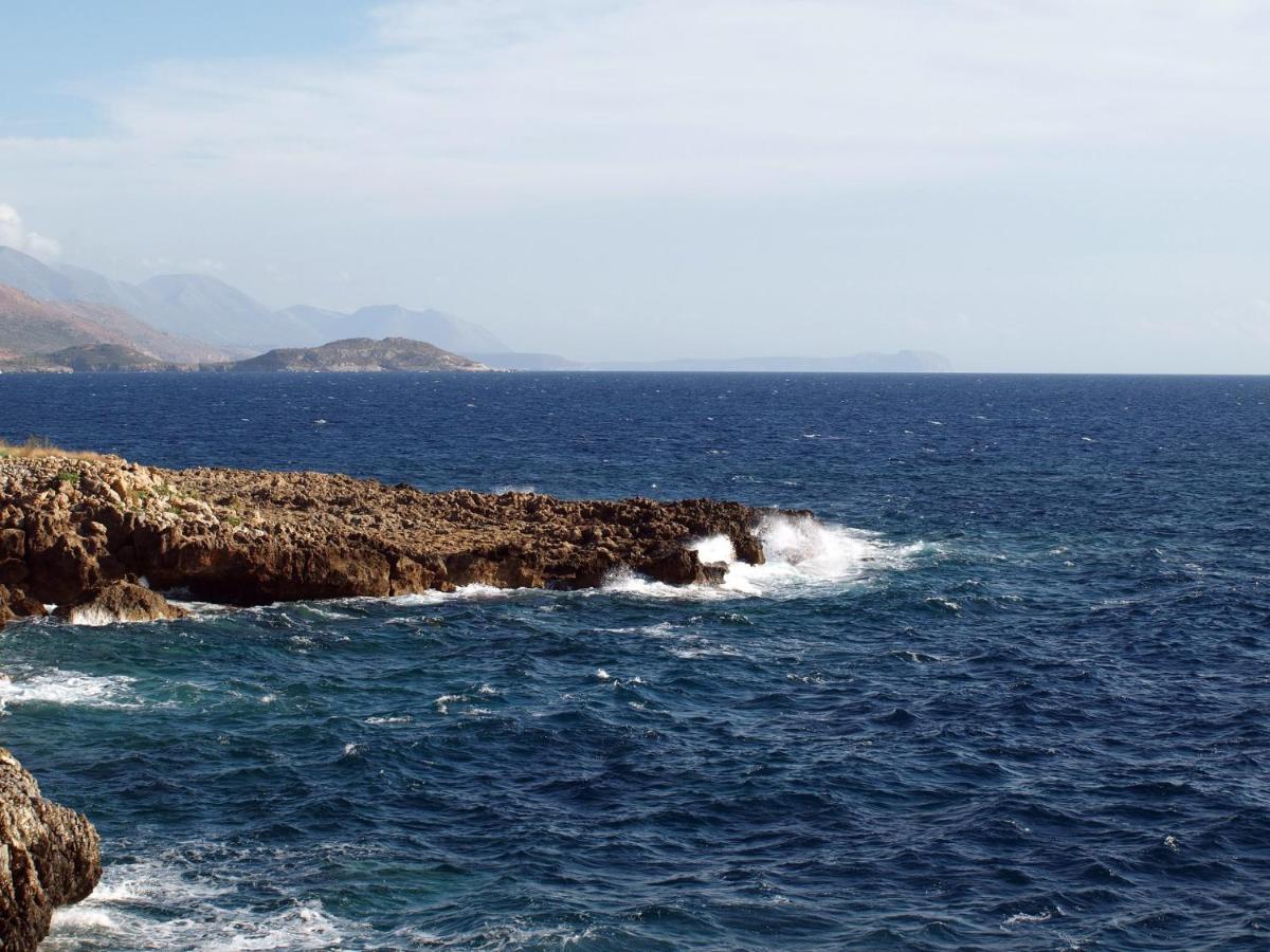 Faros Hotel Agios Nikolaos  Buitenkant foto